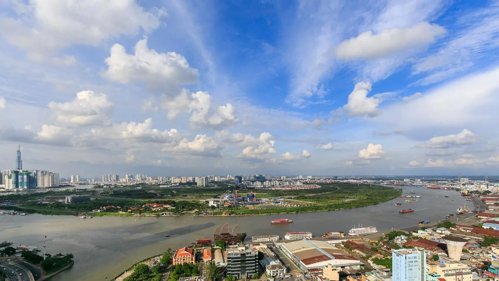 Saigon Royal Apartment Beautiful Central Location Ho Chi Minh City