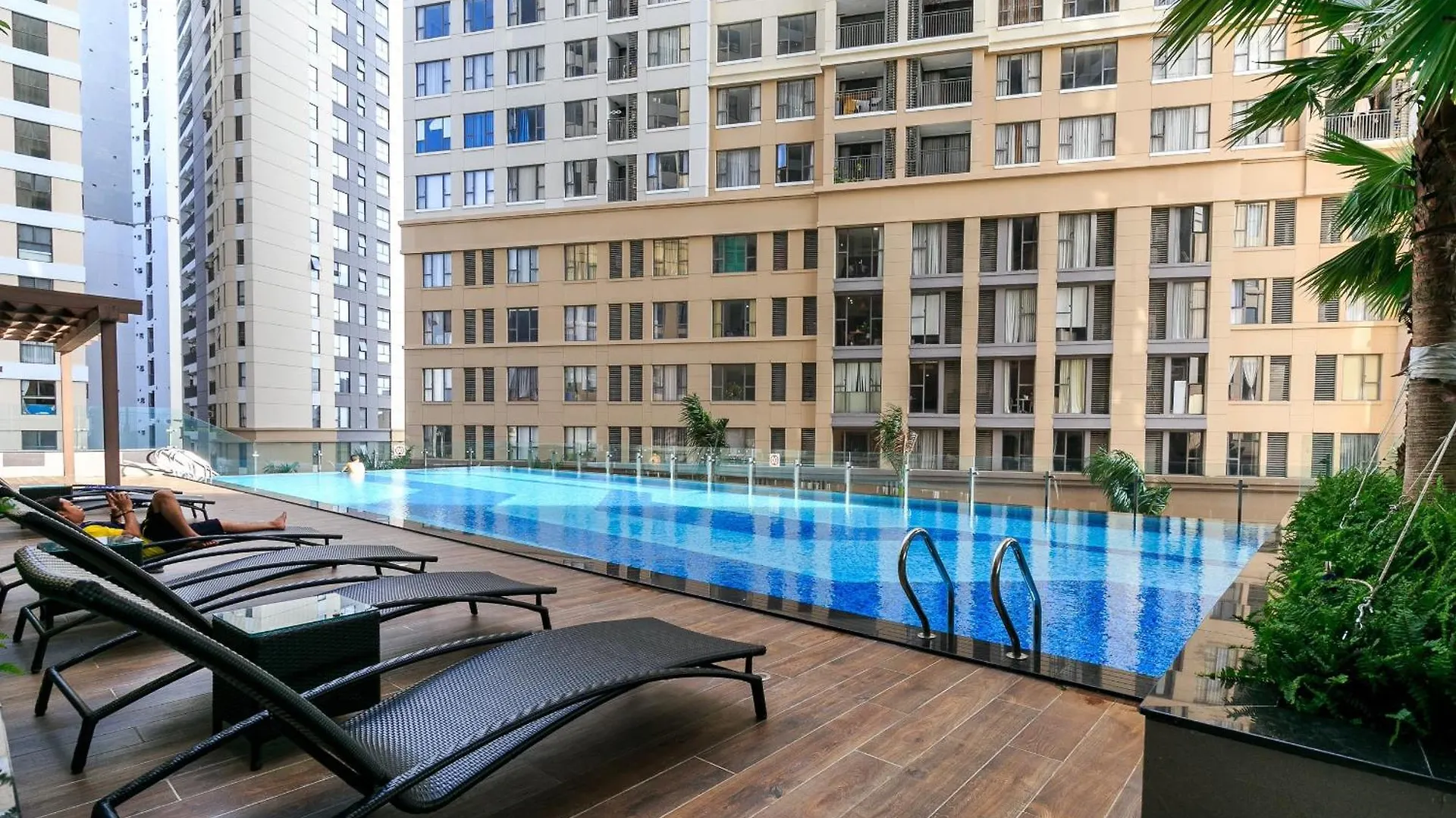Saigon Royal Apartment Beautiful Central Location Ho Chi Minh City Vietnam